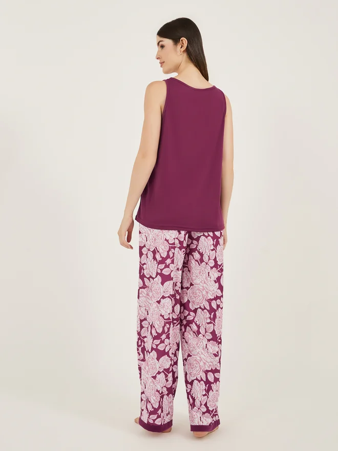 Styli Styli Unwind Floral Printed Sleeveless Pajama Set
