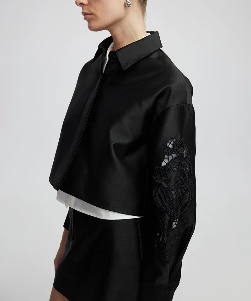 ابيكول Embroidered Jacket