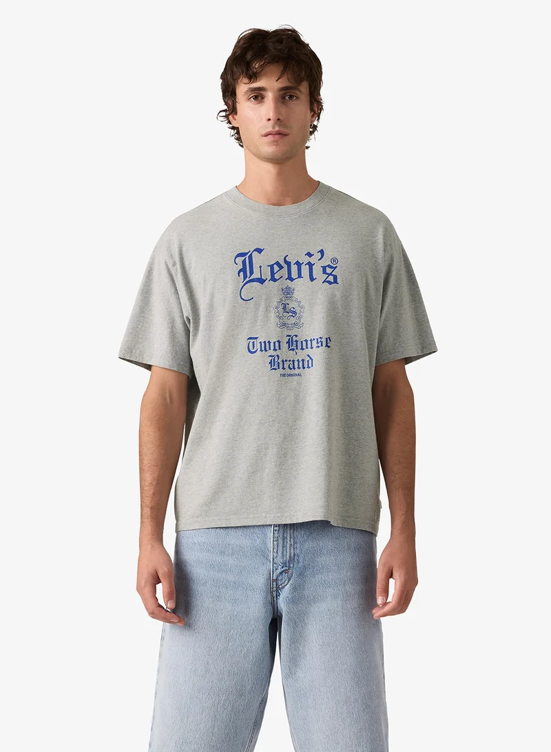 ليفايز تي شيرت بياقة دائرية بقصة واسعة