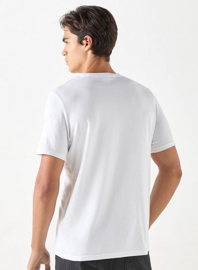 اس بي كاركترز تيشيرت بياقة ضيّقة وأكمام قصيرة وطبعات - Image 3