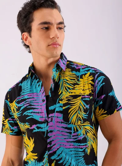 The Indian Garage Co Men Slim Fit Tropical Half Sleeves Spread Collar Resort Wear Shirt