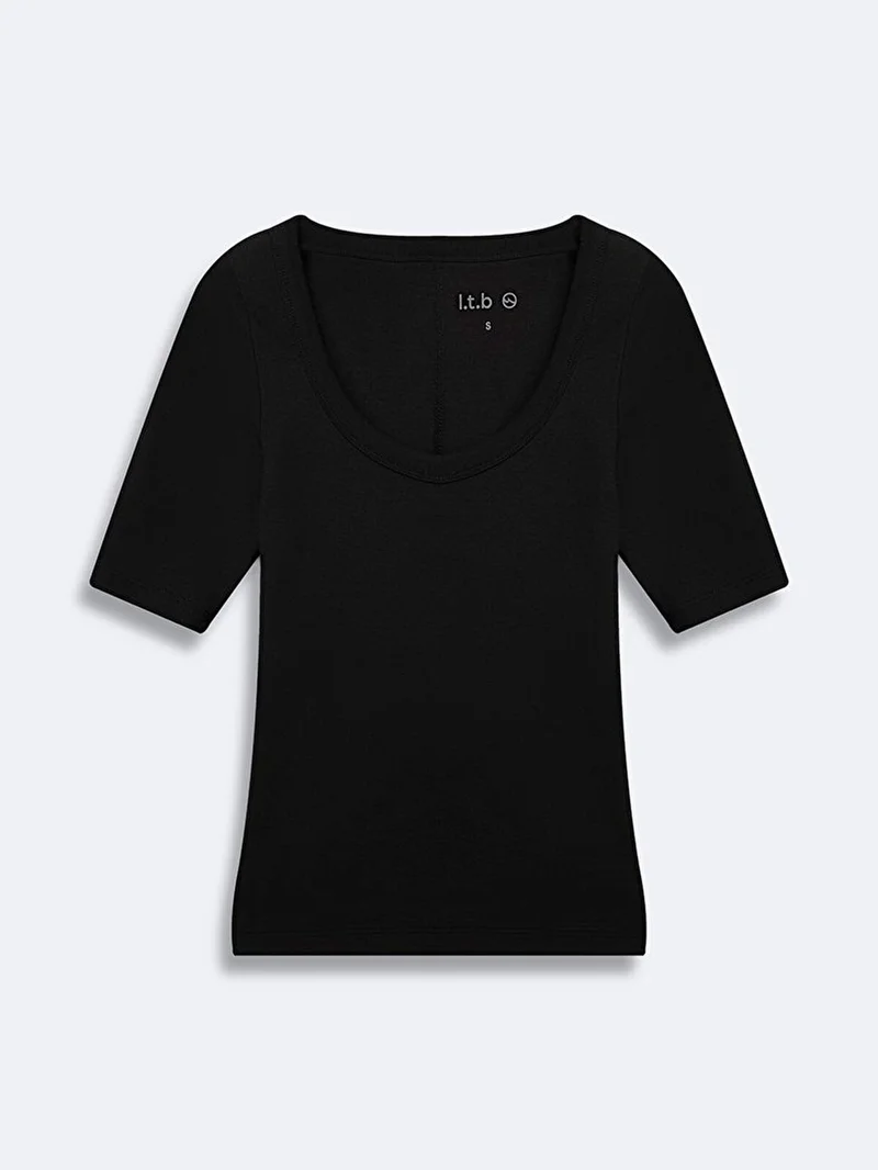 Black T-Shirt