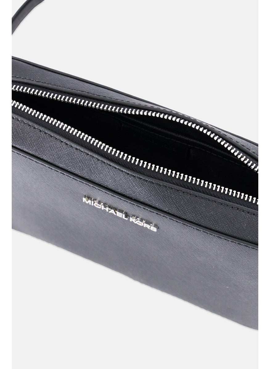 Michael Kors Women Brand Logo Cross Body Bag 16 H x 24 L x 5 W cm, Black  - Image 4
