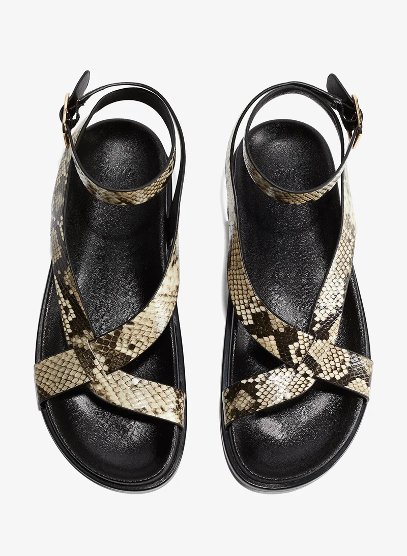 اتش اند ام صنادل