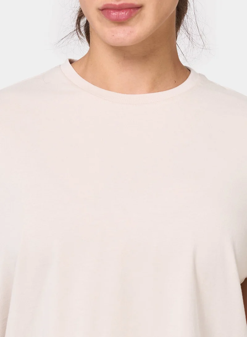 SQUATWOLF  Logo Vented T-Shirt for Women | Best Price UAE