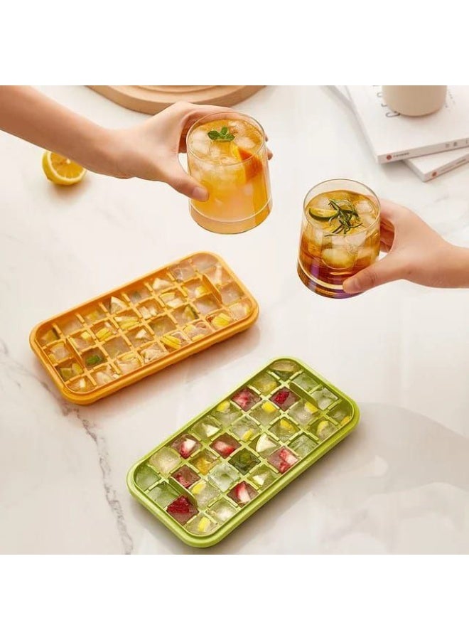 Multi-piece ice cube tray – 64 cube storage set + acrylic dish with lid and practical design with quick one-press emptying. - Image 5