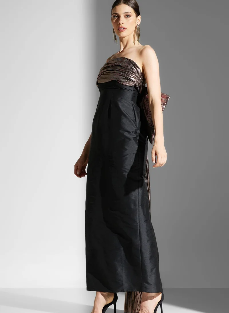 Namshi x Statement Bow Dress