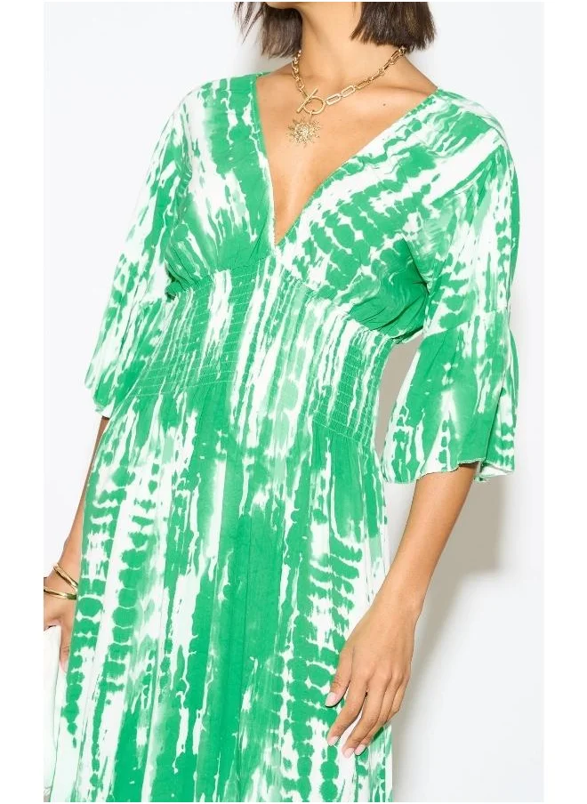 Hoxton Gal Green & White Tie-Dye V-Neck Maxi Dress with Flutter Sleeves and Shirred Waist – Oversized Fit