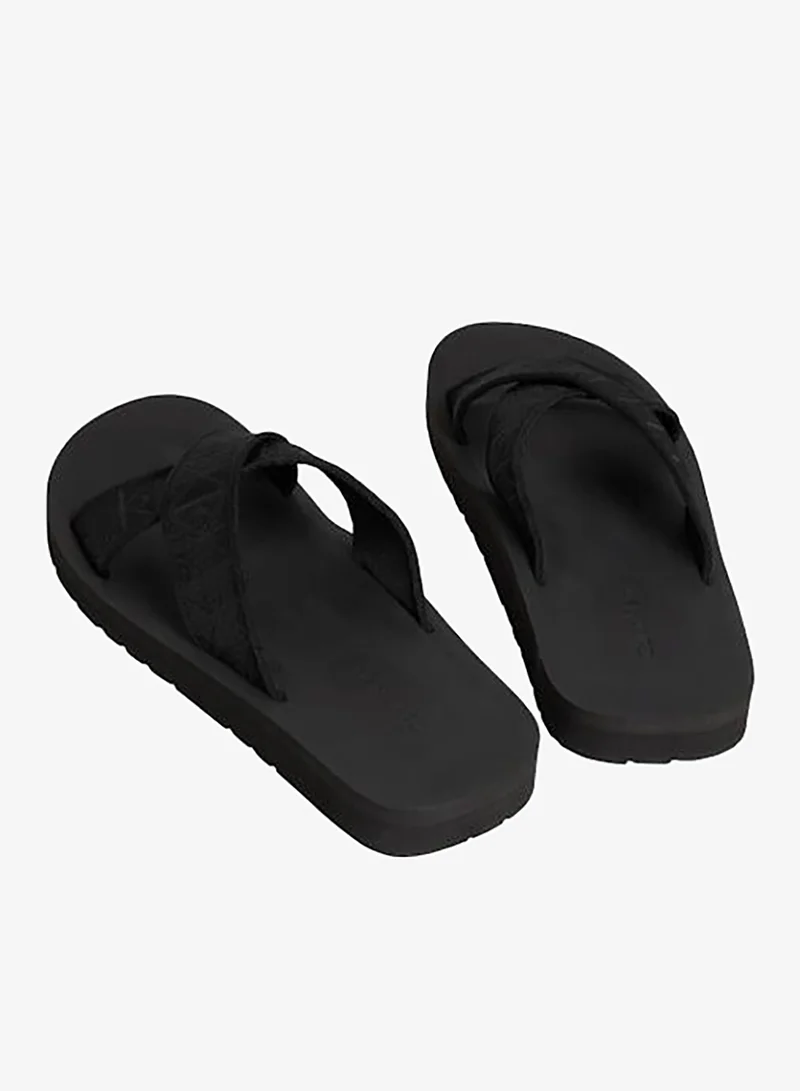 CALVIN KLEIN  Essential Die-Cut X-Cross Webbed Straps for Men | Best Price UAE