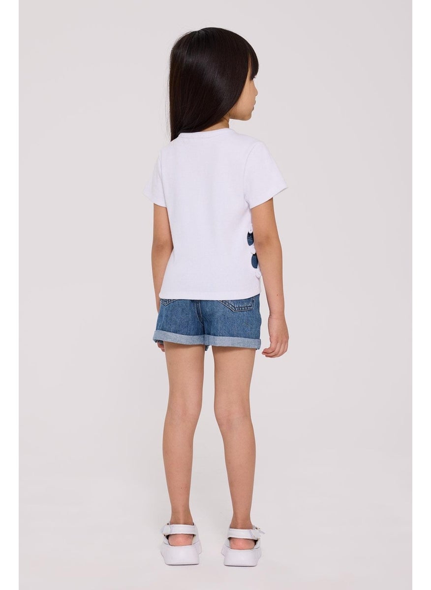 Tyess Basic Bg Store Girl White Tshirt  - Image 4