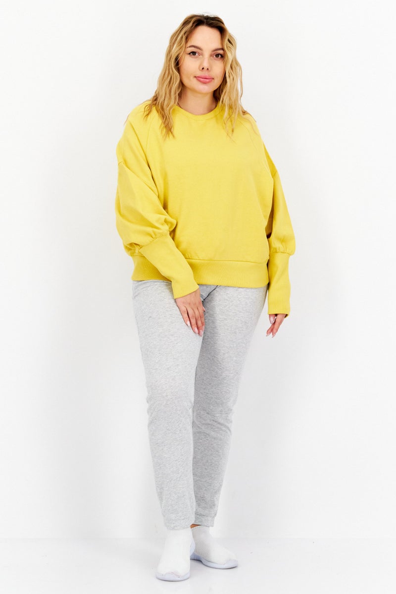 Levi's Women Crew Neck Long Sleeve Plain Sweatshirt, Yellow - Image 4