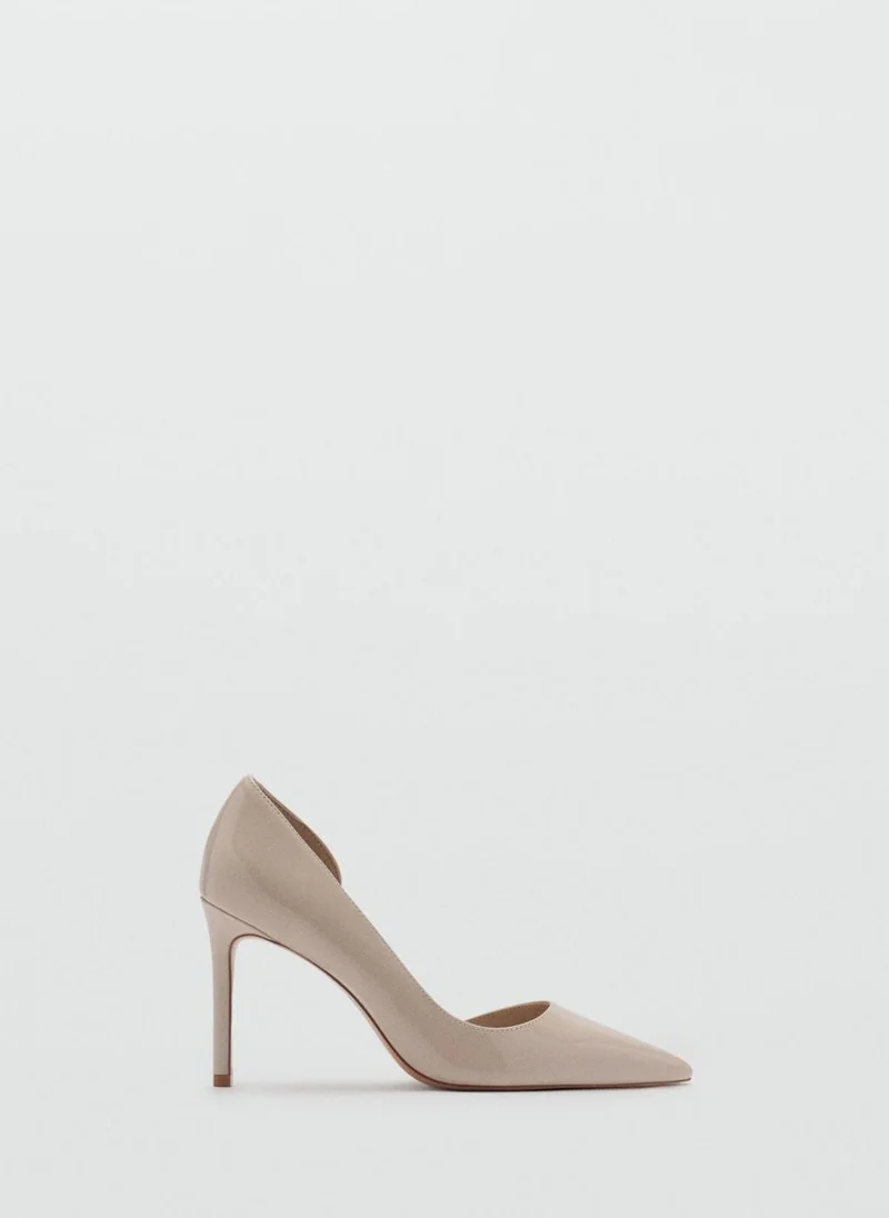 مانجو Asymmetrical patent leather court shoes