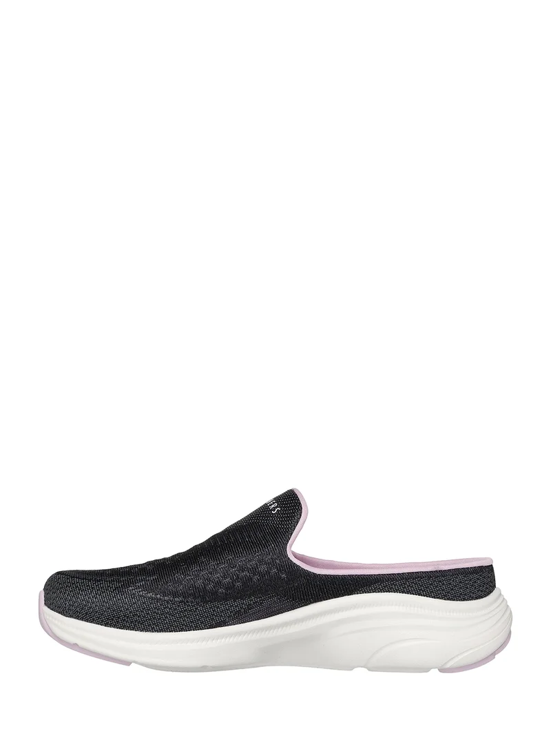 SKECHERS D'Lux Comfort 2.0