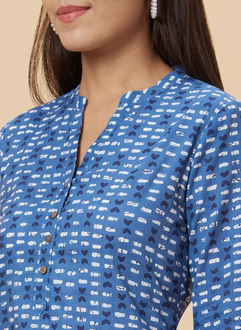globus Globus Women Mandarin Collar Geometric Print Straight Knee Length Kurta