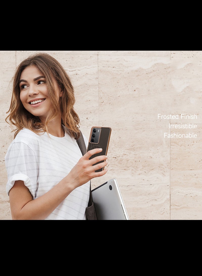 دبليو تيك جراب حماية خلفي من السيليكون الناعم وألياف الكربون لجهاز Realme C75 5G 2025 مع ميزة Magsafe (MCFPSN) - بني - Image 3