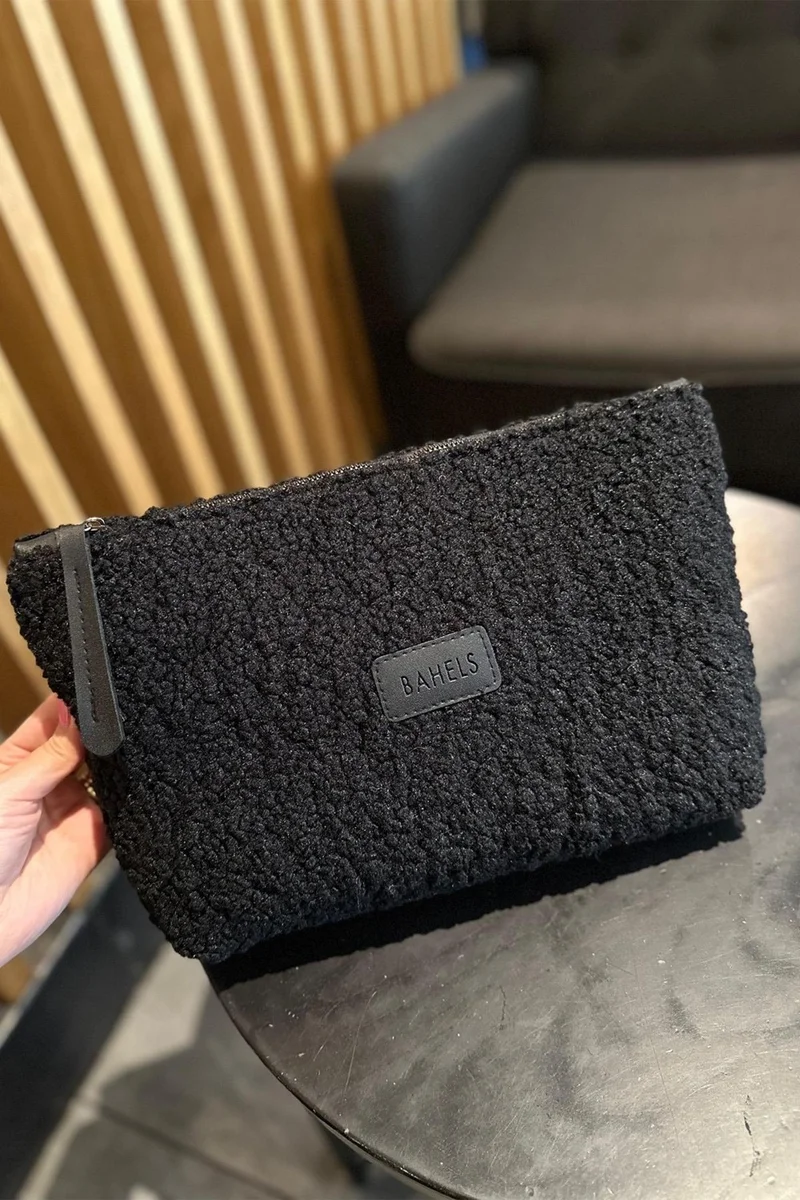 باهلس Women's Black Plush Teddy Clutch Portfolio Bag