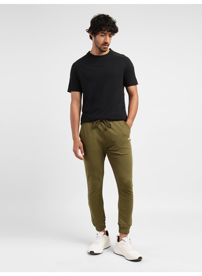 Levi's بنطال رياضي رجالي عادي باللون الزيتوني  - Image 1