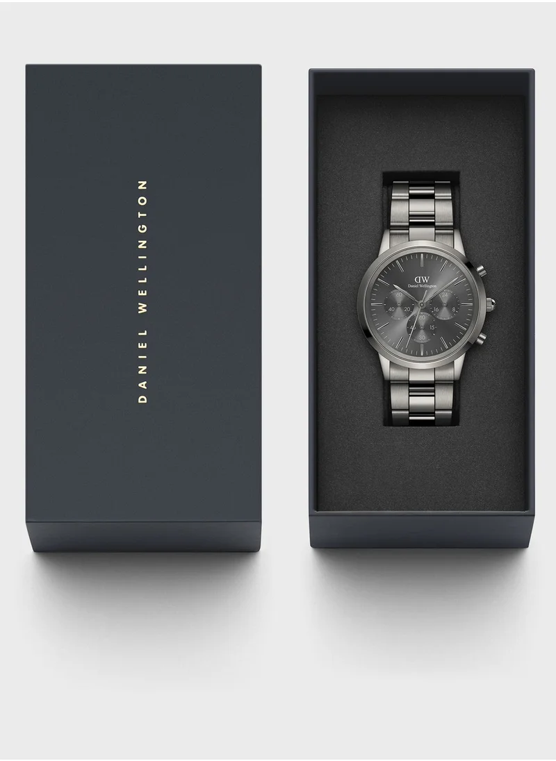 دانيال ولينغتون Iconic Steel Strap Analog Watch