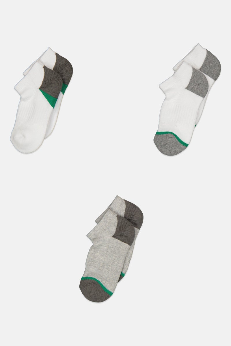 Rocawear Toddlers Boys 3 Pairs Solid Ankle Socks, Multicolor - Image 3