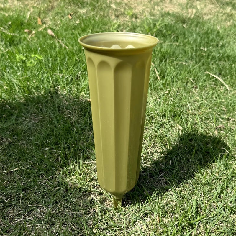 OTDCGI Memorial Floral Vases, Cemetery Vase, Headstones Flower Holder, Grave Cone Vase, Flower Pots for Outdoor Plants, Decorative Plastic Containers (Set of 6, Gold) - Image 2
