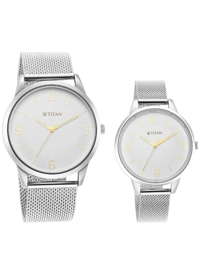 تيتان Unisex's Stainless Steel Analog Watch 18062648SM01 - 43 mm