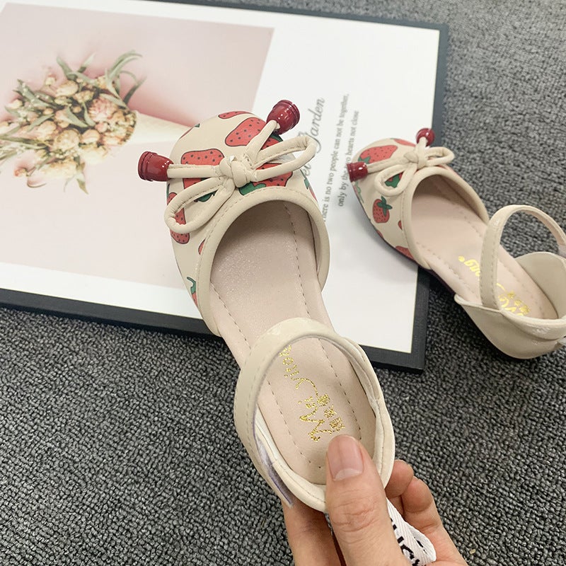 Girls' Sandals 2026 New Strawberry Shoes Children'S Little Princess Shoes Soft Sole Summer Baby Closed-Toe Internet Celebrity Style - Image 3