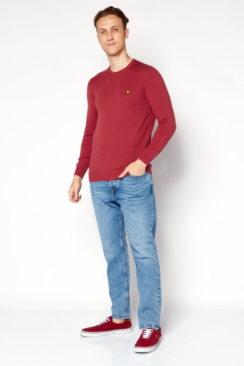 Lyle & Scott سويت شيرت رجالي بأكمام طويلة وياقة دائرية بشعار مطرز، وردي كهربائي - Image 2