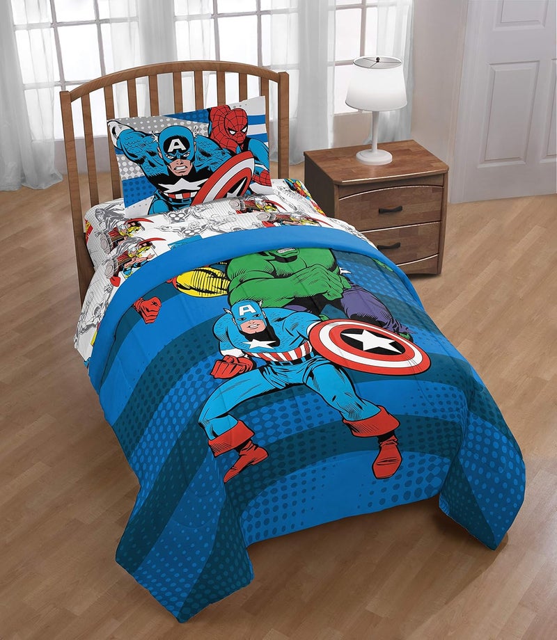 Jay Franco Marvel Avengers Good Guys Twin/Full Comforter - Super Soft Kids Reversible Bedding features Iron Man, Hulk, Captain America, and Spiderman - Fade Resistant Polyester (Official Marvel Product) - Image 3