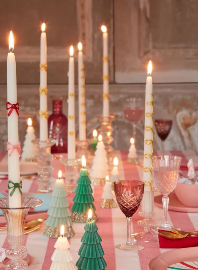 شموع شجرة خضراء