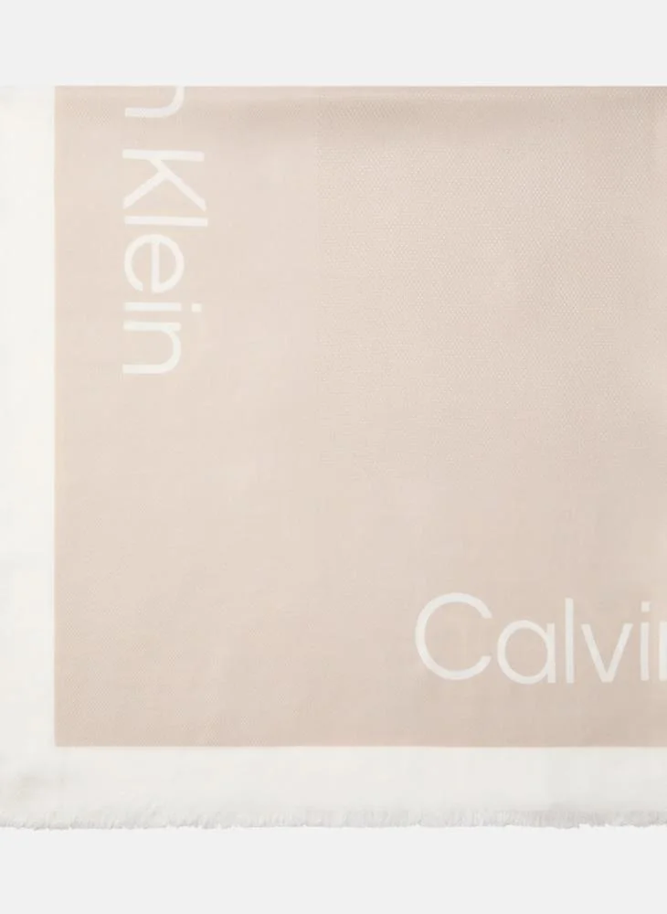 كالفن كلاين Logo Light Weight Scarf