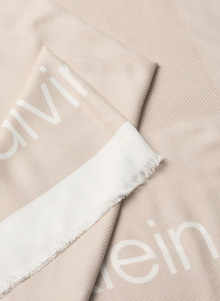 كالفن كلاين Logo Light Weight Scarf