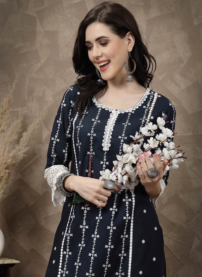 PlusS Navy Blue & White Ethnic Motifs Printed Kurta for Women - Image 2