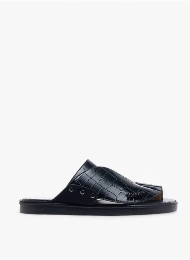 الواحة Men's Textured Slip-On Arabic Sandals