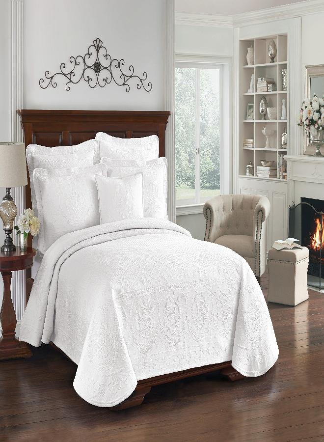 Historic Charleston Historic Charleston King Charles Bedding Coverlet Bedspread, Luxurious, Embossed, Matelasse, 100% Cotton, King, White  - Image 4
