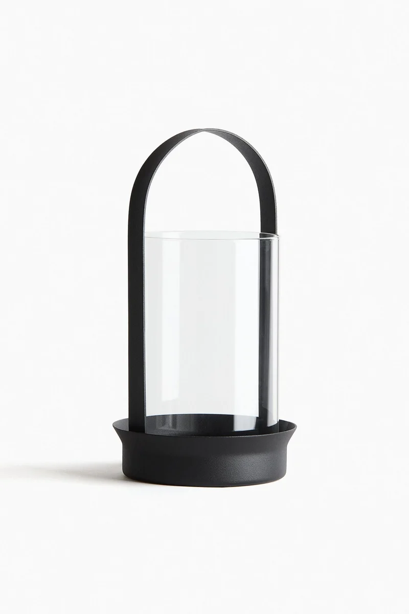 اتش اند ام فانوس من الزجاج