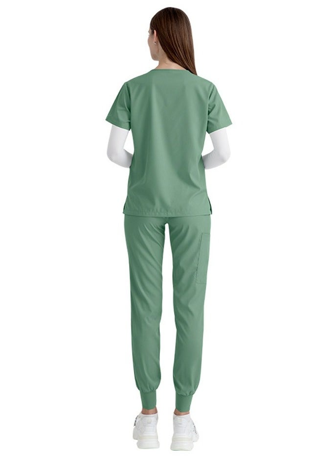 Loquat Medical Uniform Unisex Scrubs Set Medical Scrubs 2 Piece Set Top and Pants Suit Mint Green  - Image 4