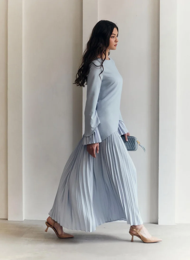 Lichi Maxi dress with pleated details