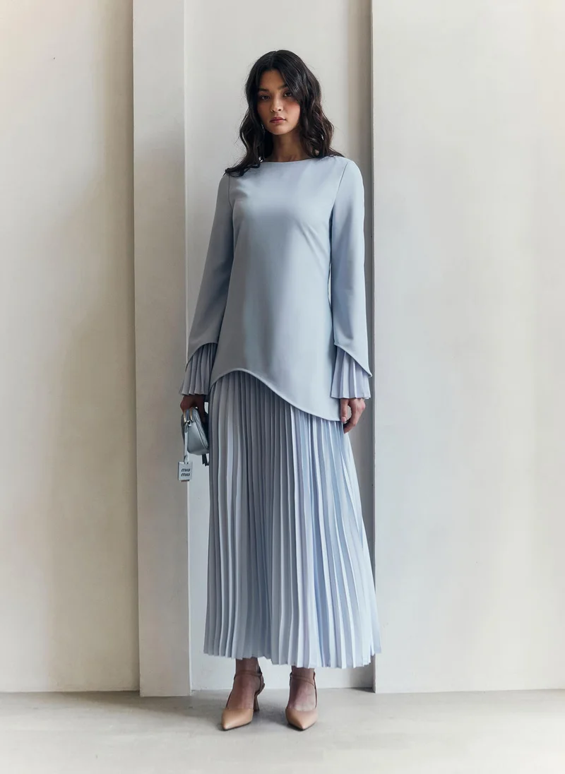 Lichi Maxi dress with pleated details