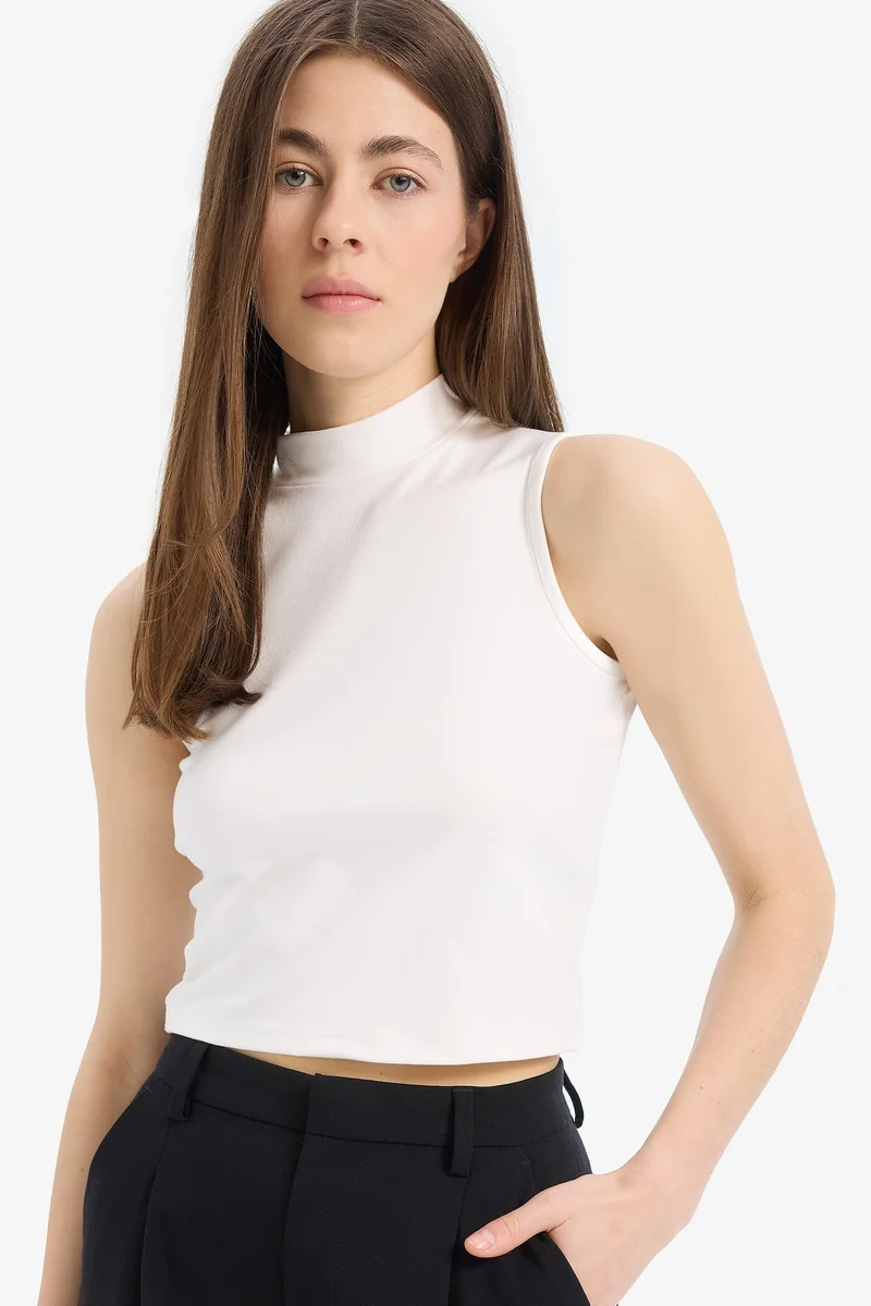 ديفاكتو Slim Fit Half Turtleneck Tank Top
