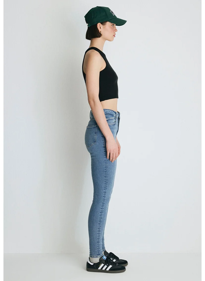 MAVI Blue Women Serenay Shaded Blue Gold Shape Jean Pants 100980-82194