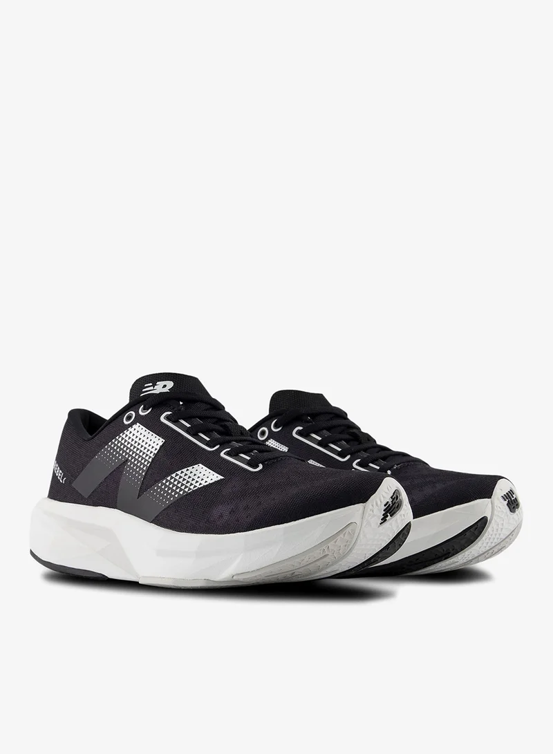 نيو بالانس حذاء الجري النسائي فيول سيل ريبيل