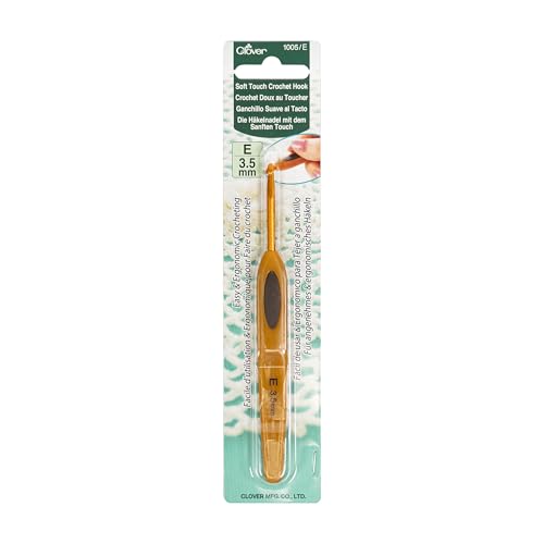 Clover Soft Touch 3.5-mm Crochet Hooks, Size E (1005/E) - Image 1