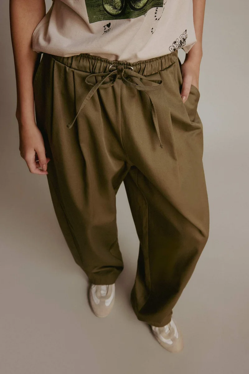 ديفاكتو Baggy Fit Normal Waist Gabardine Trousers