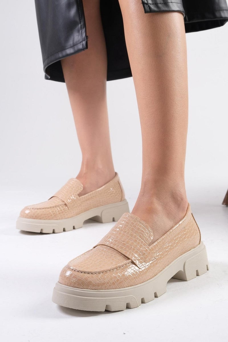 Mio Gusto Andrea Nude Thick Soled Women's Loafer Shoes  - Image 2
