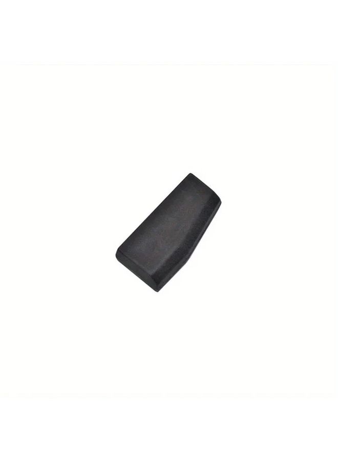 4D63 Chip Soft Clay Durable Black Keychain with White Border for Car Keys - Image 3