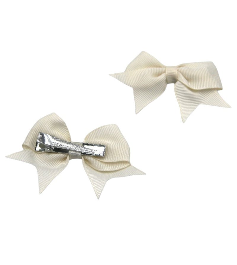 دىدانيالا طقم نظارات على شكل قلب ودبابيس شعر بشريط فيونكة من دانييلا ياسمين للأطفال والبنات - كريمي - Image 3