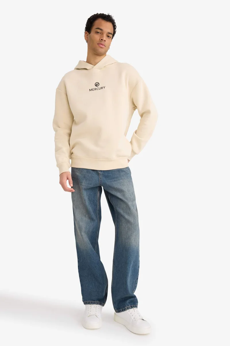 ديفاكتو Boxy Fit Printed Sweatshirt