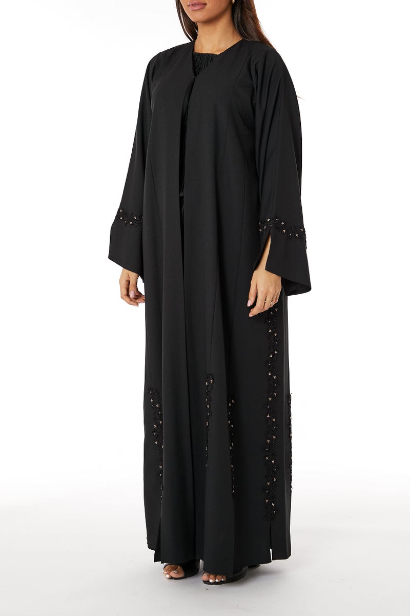 Moistreet Embroidered Flared Sleeve Abaya - Image 5