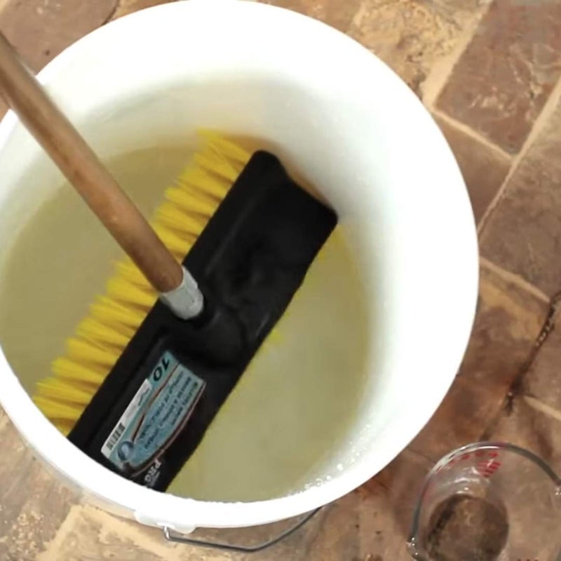 Miracle Sealants Heavy-Duty Acidic Cleaner for Tile & Stone, Grout Haze, Rust Stain & Efflorescence Remover, Quart - Image 4