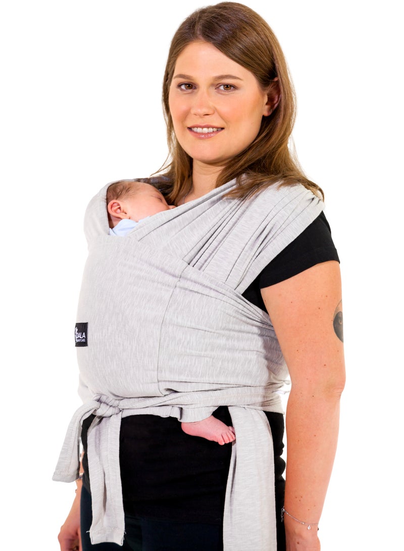 كوالا بيبي كير حاملة الأطفال كادل باند, سهلة الارتداء، دعم مريح وآمن - لفافة حديثي الولادة قابلة للتمدد والتعديل، مناسبة حتى 9 كجم - رمادي - Image 1